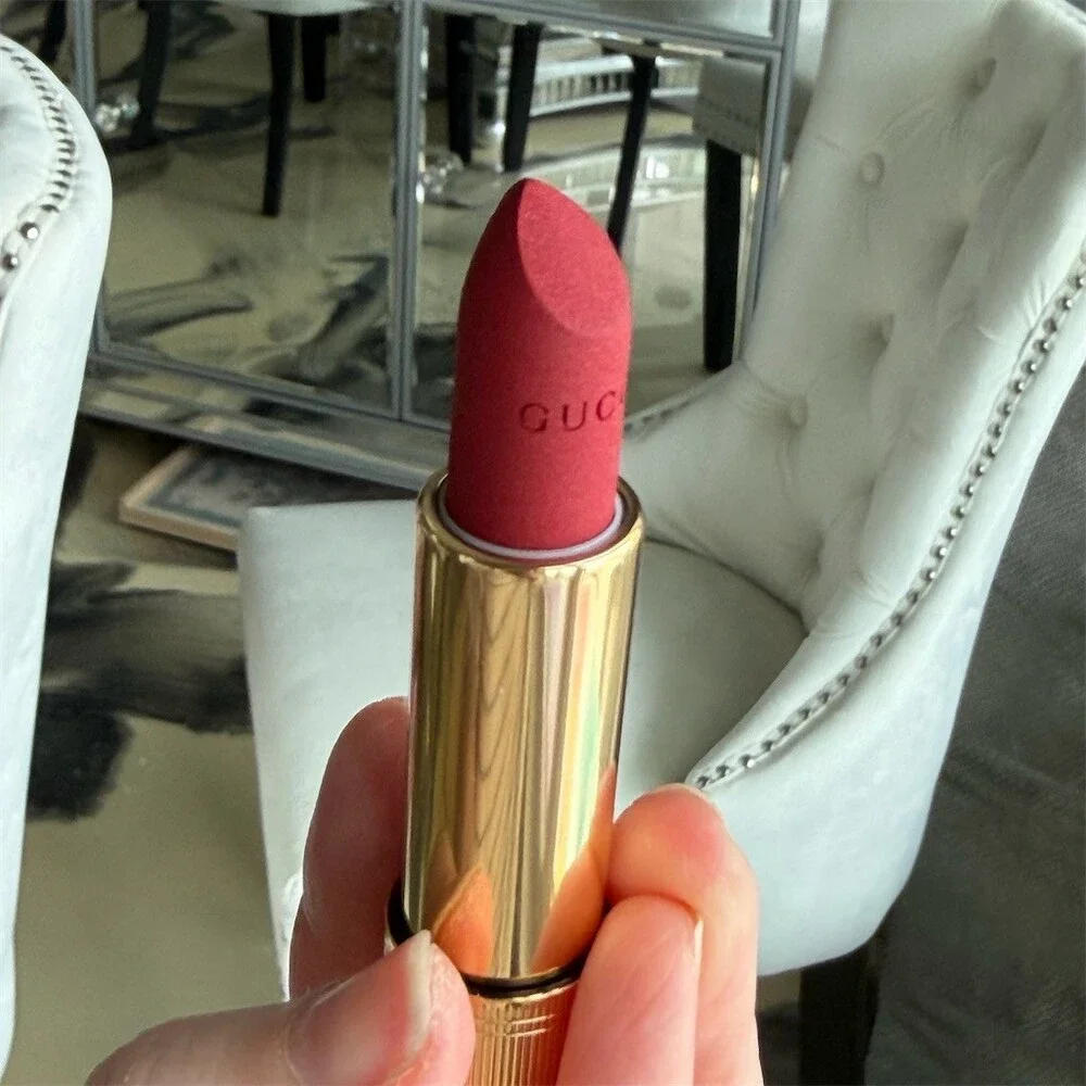 Gucci Rouge à Lèvres Mat Lipstick 509 Janie Scarlet Limited Edition BNIB
